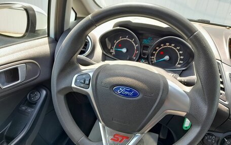 Ford Fiesta, 2015 год, 799 000 рублей, 15 фотография