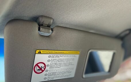 Hyundai Solaris II рестайлинг, 2011 год, 819 000 рублей, 24 фотография