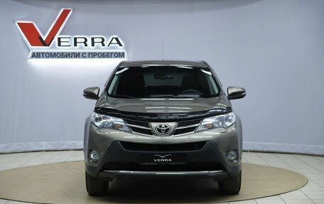 Toyota RAV4, 2013 год, 1 690 000 рублей, 2 фотография