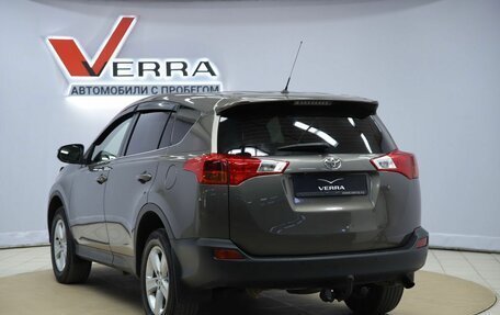 Toyota RAV4, 2013 год, 1 690 000 рублей, 7 фотография