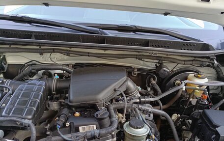 Toyota Land Cruiser Prado 150 рестайлинг 2, 2015 год, 4 350 000 рублей, 12 фотография