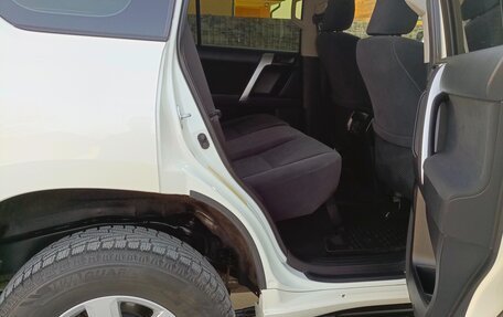 Toyota Land Cruiser Prado 150 рестайлинг 2, 2015 год, 4 350 000 рублей, 8 фотография