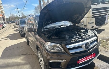 Mercedes-Benz GL-Класс, 2015 год, 3 400 000 рублей, 2 фотография