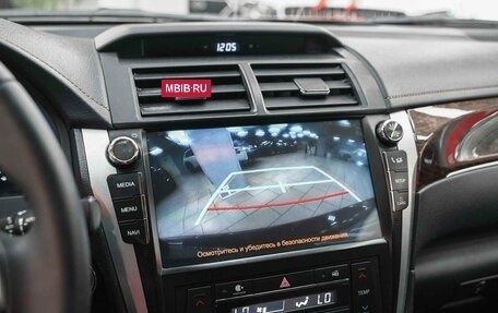 Toyota Camry, 2017 год, 1 990 000 рублей, 9 фотография