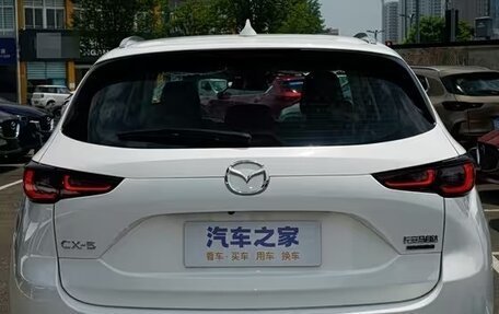 Mazda CX-5 II, 2025 год, 2 940 000 рублей, 28 фотография