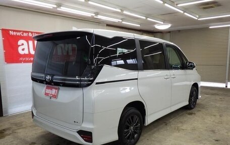 Toyota Voxy, 2026 год, 4 830 000 рублей, 4 фотография