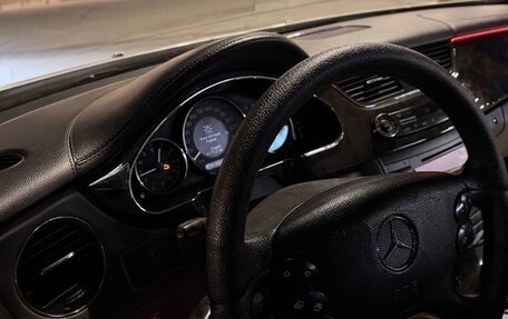 Mercedes-Benz CLS, 2004 год, 1 050 000 рублей, 3 фотография