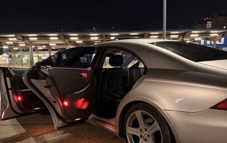 Mercedes-Benz CLS, 2004 год, 1 050 000 рублей, 7 фотография