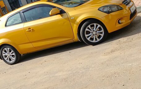 KIA cee'd I рестайлинг, 2008 год, 610 001 рублей, 2 фотография