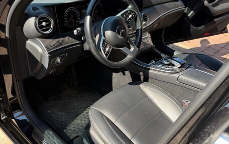Mercedes-Benz E-Класс, 2018 год, 3 700 000 рублей, 16 фотография