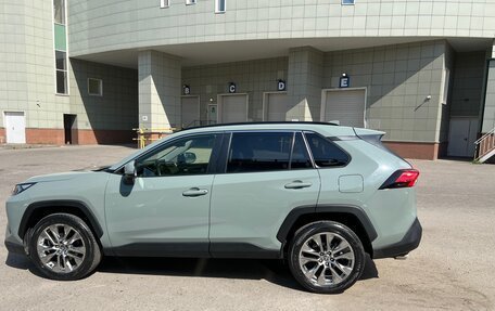 Toyota RAV4, 2020 год, 3 340 000 рублей, 4 фотография