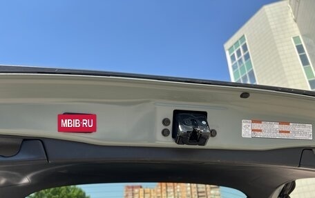 Toyota RAV4, 2020 год, 3 340 000 рублей, 7 фотография