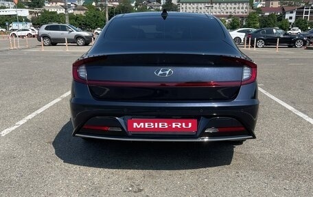 Hyundai Sonata VIII, 2019 год, 2 900 000 рублей, 4 фотография