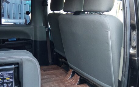 Hyundai H-1 II рестайлинг, 2005 год, 850 000 рублей, 4 фотография