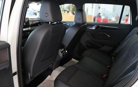 Volkswagen Tiguan II, 2026 год, 4 990 000 рублей, 13 фотография