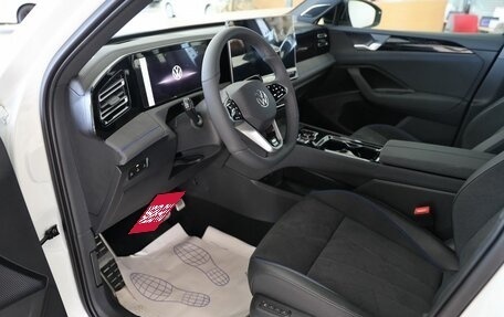 Volkswagen Tiguan II, 2026 год, 4 990 000 рублей, 12 фотография