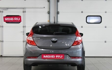 Hyundai Solaris II рестайлинг, 2015 год, 810 000 рублей, 6 фотография