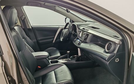 Toyota RAV4, 2018 год, 2 649 000 рублей, 19 фотография
