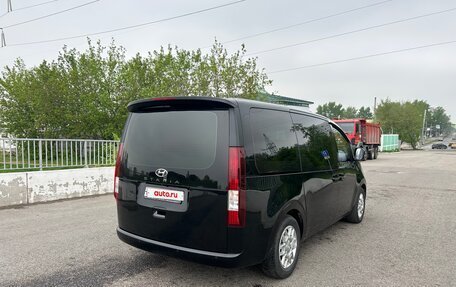 Hyundai Staria, 2022 год, 3 470 000 рублей, 5 фотография