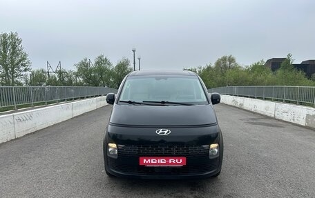 Hyundai Staria, 2022 год, 3 470 000 рублей, 2 фотография