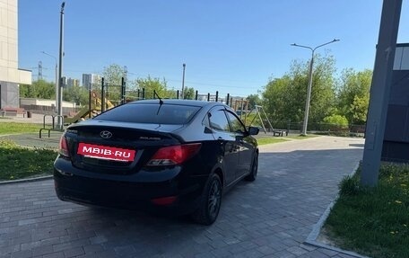 Hyundai Solaris II рестайлинг, 2011 год, 695 000 рублей, 8 фотография