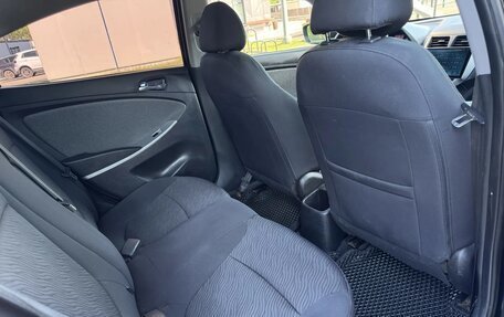 Hyundai Solaris II рестайлинг, 2011 год, 695 000 рублей, 13 фотография