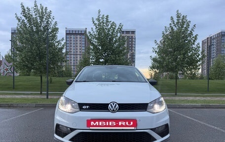 Volkswagen Polo VI (EU Market), 2017 год, 1 430 000 рублей, 2 фотография