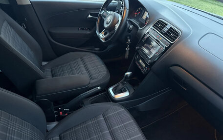 Volkswagen Polo VI (EU Market), 2017 год, 1 430 000 рублей, 21 фотография