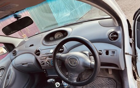 Toyota Vitz, 2002 год, 320 000 рублей, 2 фотография