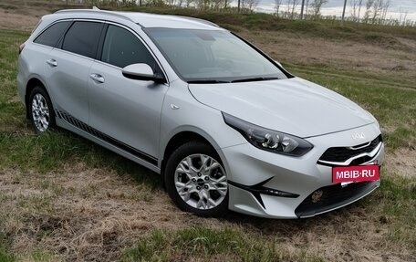 KIA cee'd III, 2022 год, 2 100 000 рублей, 6 фотография