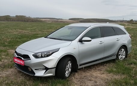 KIA cee'd III, 2022 год, 2 100 000 рублей, 9 фотография