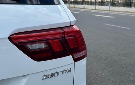 Volkswagen Tiguan II, 2022 год, 2 740 000 рублей, 6 фотография
