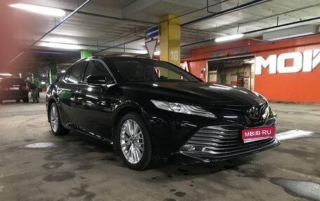 Toyota Camry, 2019 год, 3 200 000 рублей, 1 фотография