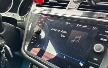 Volkswagen Tiguan II, 2018 год, 2 400 000 рублей, 10 фотография