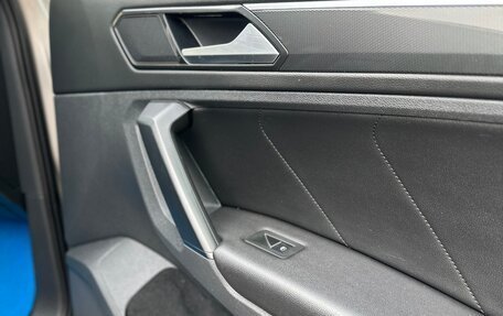 Volkswagen Tiguan II, 2018 год, 2 400 000 рублей, 7 фотография