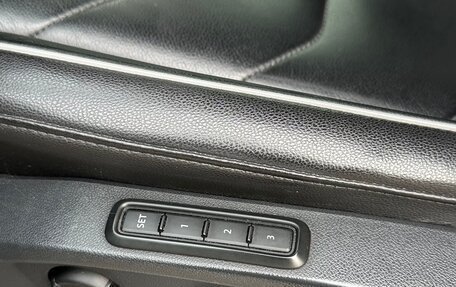 Volkswagen Tiguan II, 2018 год, 2 400 000 рублей, 39 фотография