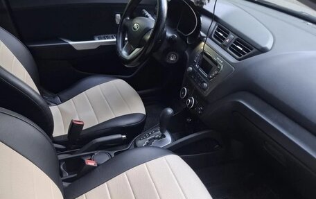KIA Rio III рестайлинг, 2013 год, 810 000 рублей, 7 фотография