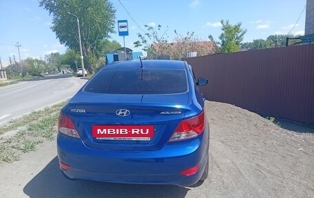 Hyundai Solaris II рестайлинг, 2012 год, 600 000 рублей, 13 фотография