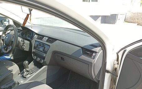 Skoda Octavia, 2014 год, 999 999 рублей, 8 фотография