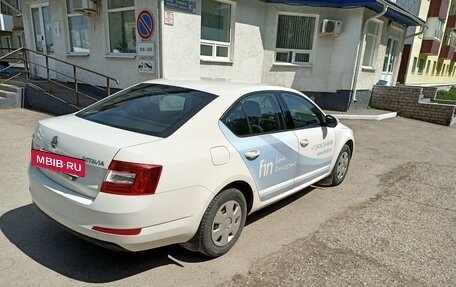 Skoda Octavia, 2014 год, 999 999 рублей, 13 фотография