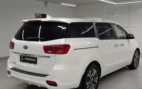 KIA Carnival III, 2020 год, 2 750 000 рублей, 6 фотография