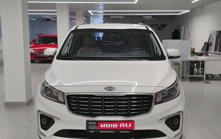 KIA Carnival III, 2020 год, 2 750 000 рублей, 2 фотография