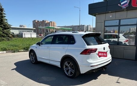 Volkswagen Tiguan II, 2018 год, 2 400 000 рублей, 1 фотография