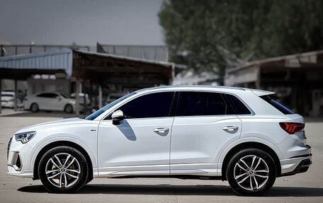 Audi Q3, 2022 год, 2 250 000 рублей, 10 фотография