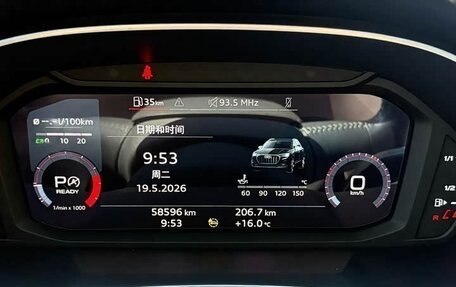 Audi Q3, 2022 год, 2 250 000 рублей, 14 фотография