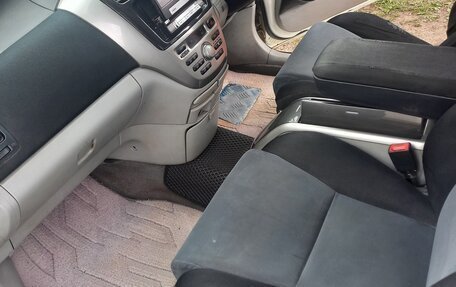Toyota Opa I рестайлинг, 2002 год, 400 000 рублей, 3 фотография