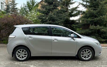 Toyota Verso I, 2010 год, 1 500 000 рублей, 6 фотография