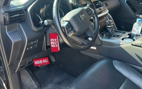 Toyota Land Cruiser, 2021 год, 11 500 000 рублей, 4 фотография