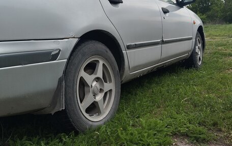 Nissan Primera II рестайлинг, 1998 год, 150 000 рублей, 3 фотография