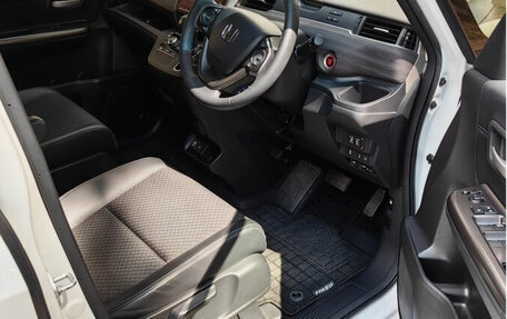 Honda Freed II, 2020 год, 1 600 000 рублей, 6 фотография